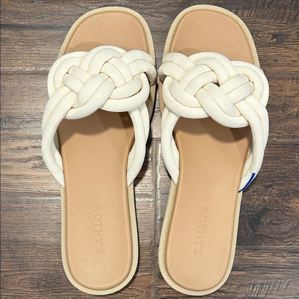Rothy's summer sandal- white sand.